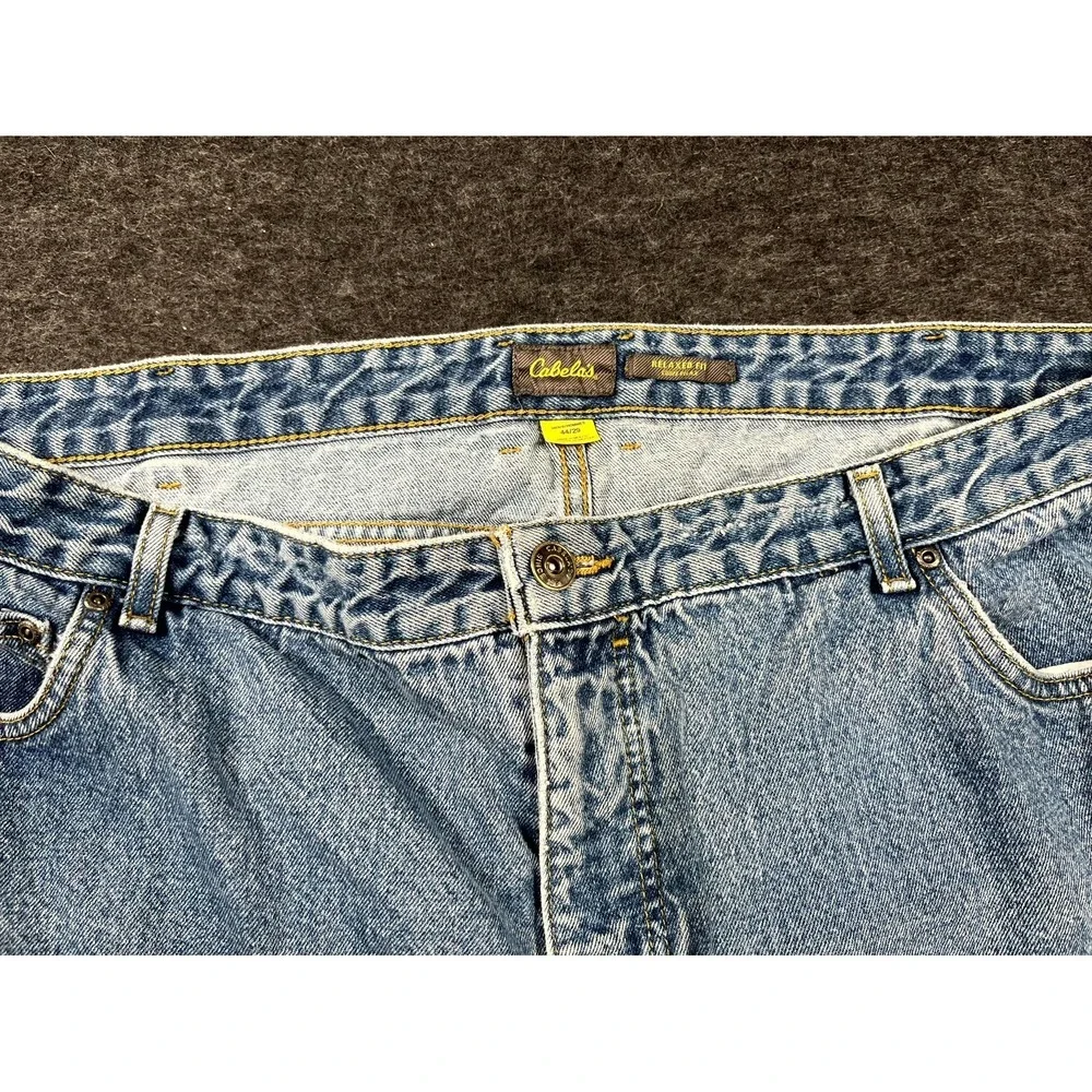 Cabela's Jeans Mens 44x29 Blue Denim Relaxed Fit Medium Wash Straight Leg Casual